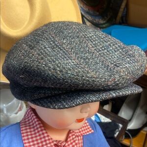 Vintage- Harris Tweed - mid century style- Gray Herringbone Tweed Newsboy Hat